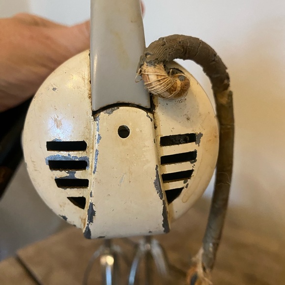 Vintage Kenmore Mixer - Picture 6 of 6